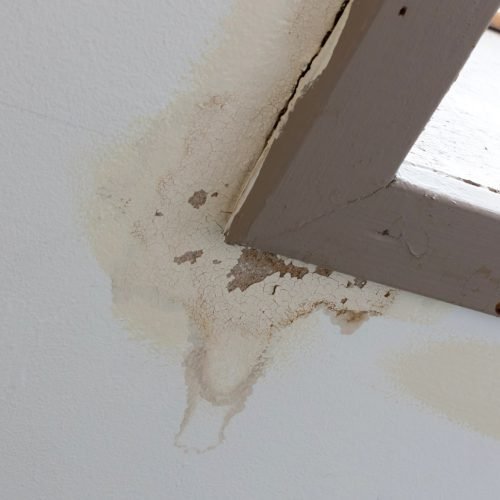 Roof-leaks-around-skylights-and-what-to-do-about-them